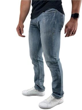 LEVI’S / Blue Distressed Denim Y2K Skinny Leg Jeans / Size 32 W 30 L / Denim Emo